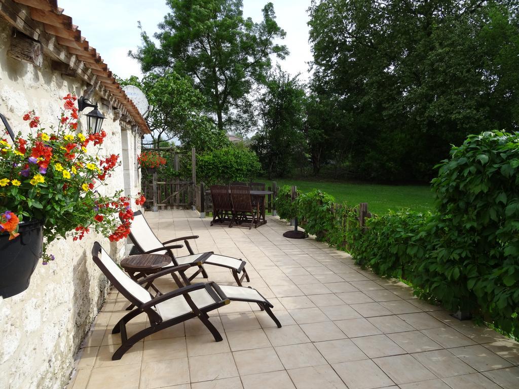 La Barrat Villa Monmarves Exterior photo